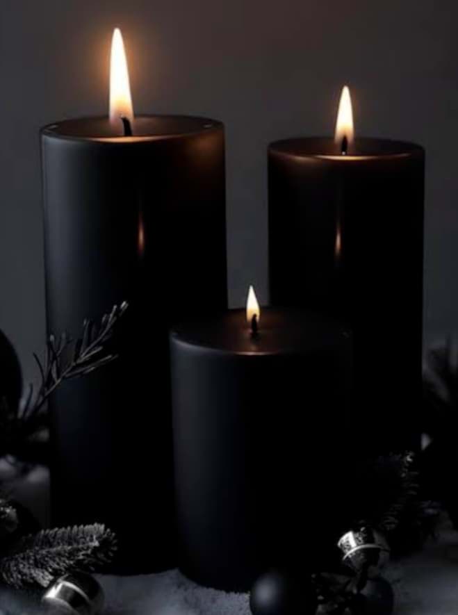 Picture of BLACK BLOCK CANDLE